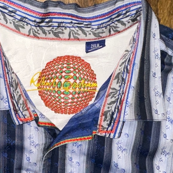 Robert Graham Stripped button down - Picture 3 of 6